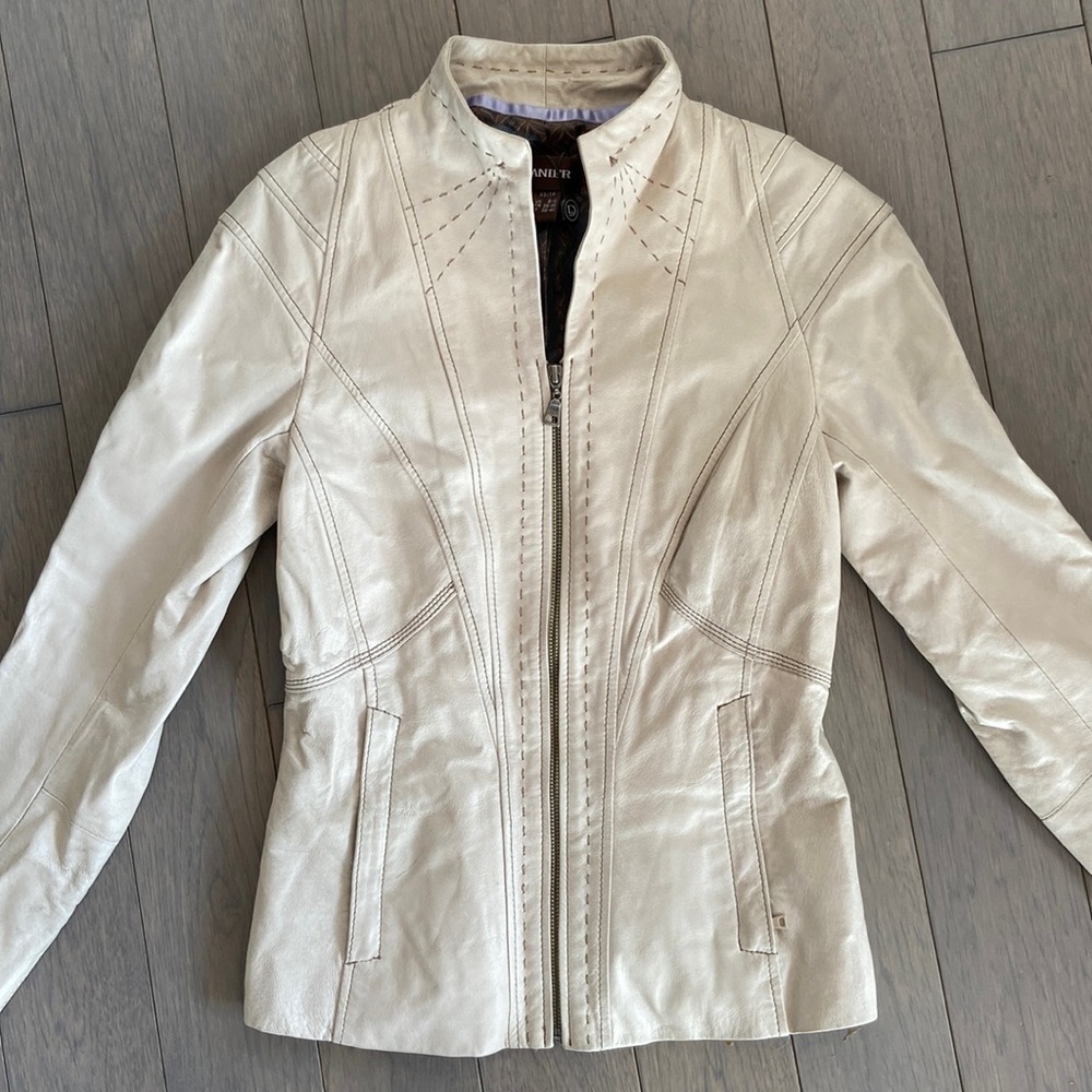Danier Genuine Leather Cream Tailored Jacket XS